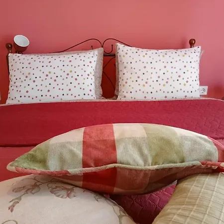 Vincent - Central 2 Bedroom 79sqm Apartment *