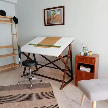 Vincent - Central 2 Bedroom 79sqm *