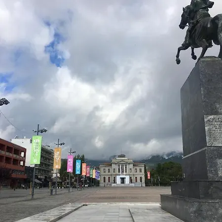 Vincent - Central 2 Bedroom 79sqm