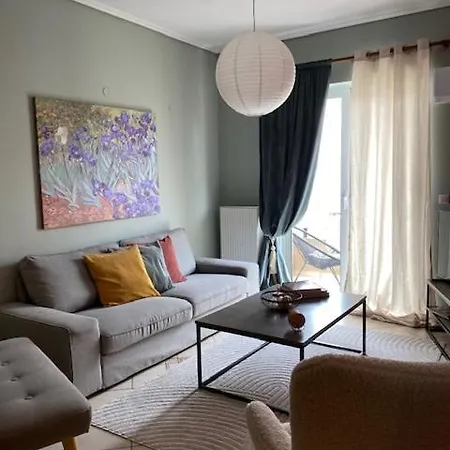 Vincent - Central 2 Bedroom 79sqm